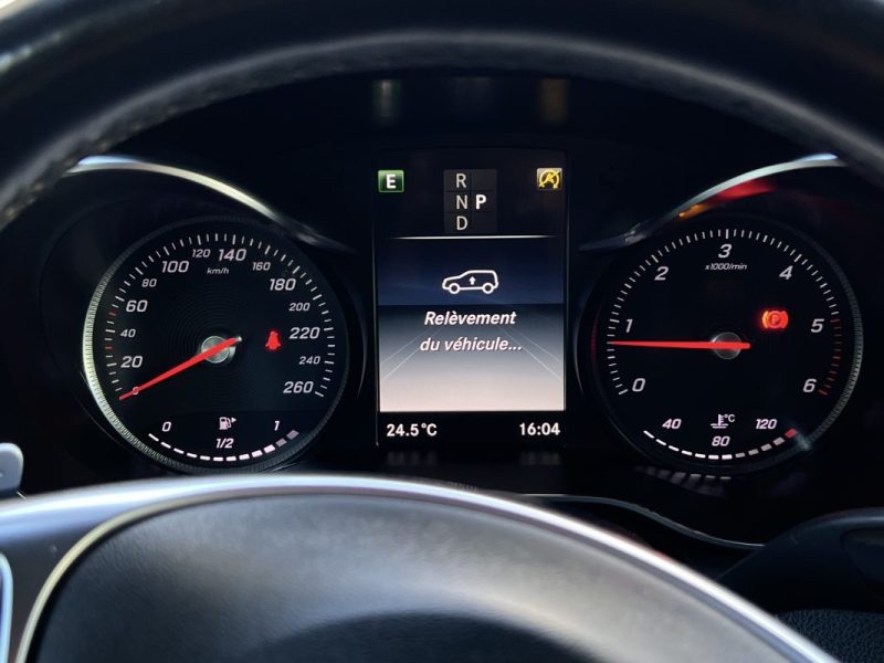 MERCEDES GLC FASCINATION / AMG 220D 4MATIC 2.2 170 Cv BVA9 / TOIT OUVRANT CUIR - GARANTIE 1 AN