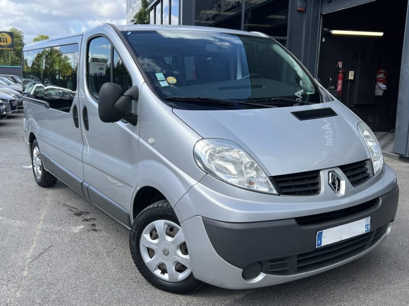 RENAULT TRAFIC PASSENGER L2H1 2.0 DCI 115 Cv 9 PLACES / CLIMATISATION - GARANTIE 1 AN