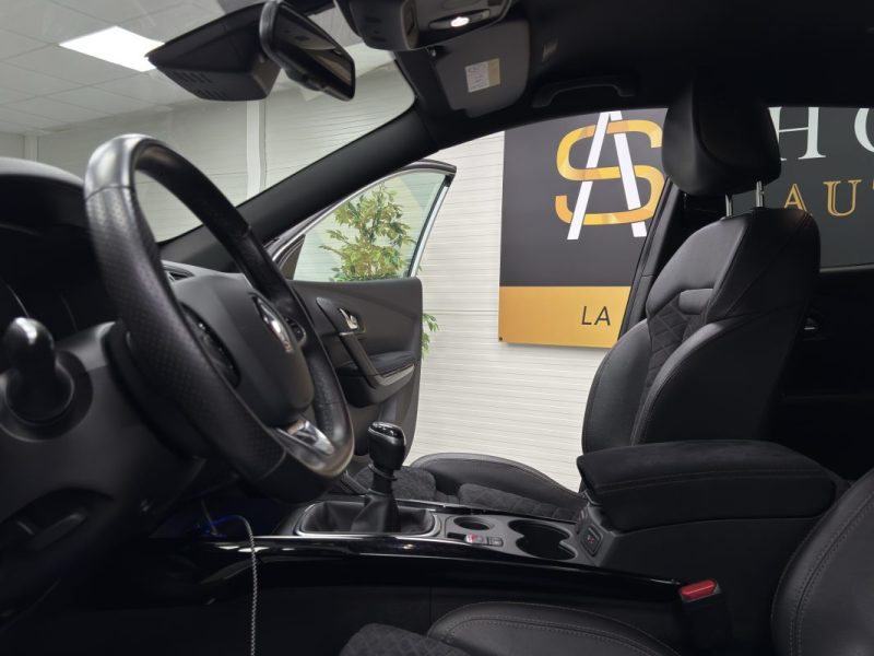 RENAULT KADJAR (2) 1.3 TCe 140 - Black Edition -21