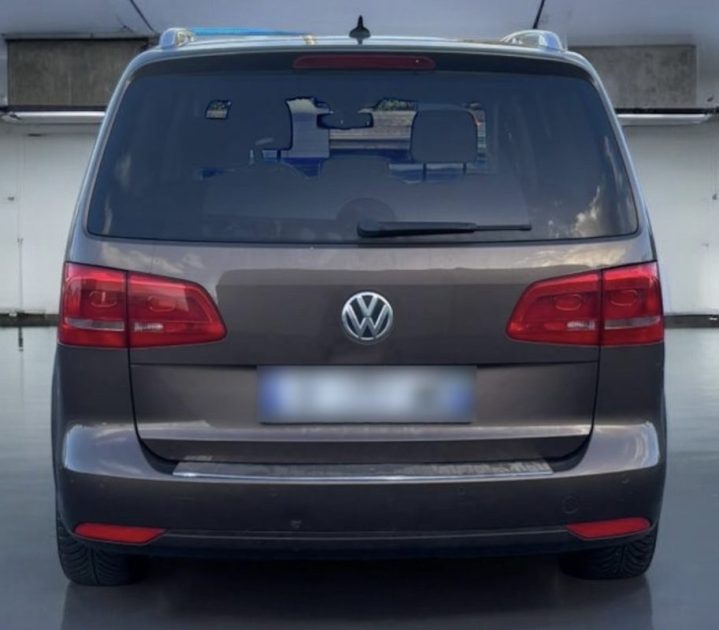 VOLKSWAGEN TOURAN CONFORTLINE 2.0 TDI 140CV DSG GARANTIE 6MOIS
