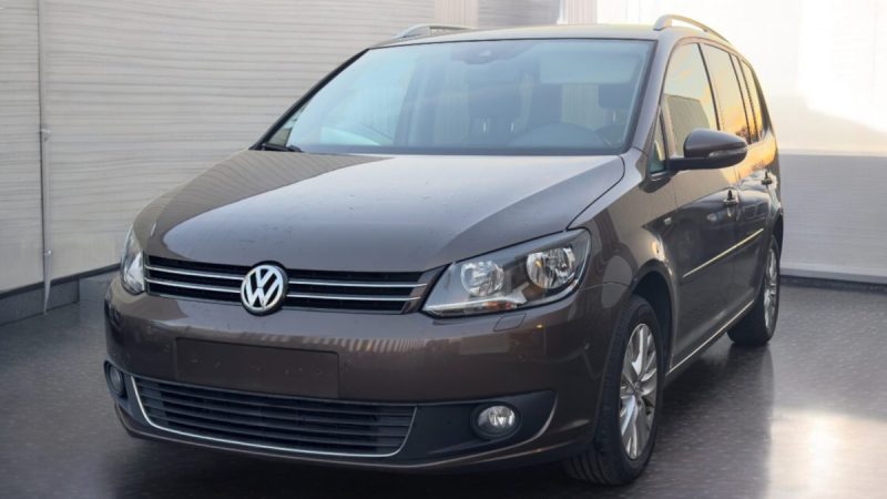 VOLKSWAGEN TOURAN CONFORTLINE 2.0 TDI 140CV DSG GARANTIE 6MOIS