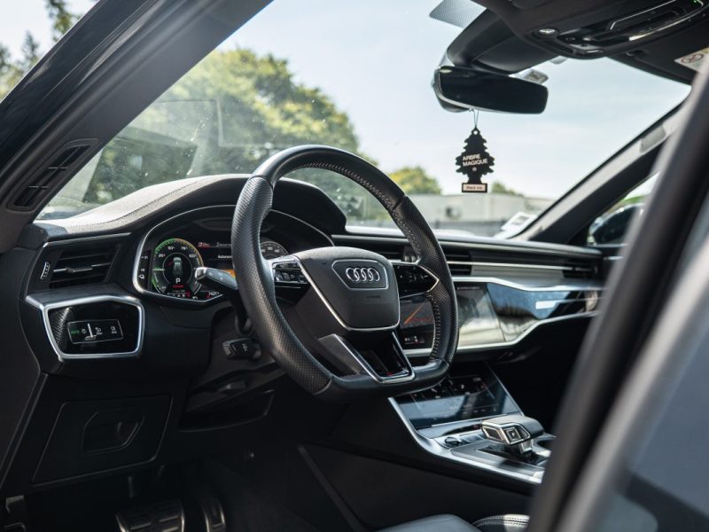 AUDI A6 AVANT 55 TFSI E 367Cv COMPETITION QUATTRO S-TRONIC 7 TOIT OUVRANT