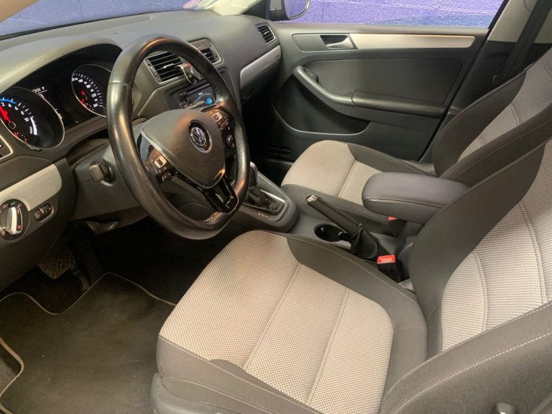 VOLKSWAGEN JETTA HYBRID 1.4 TSi DSG6 CONFORT-Vidange BVA OK-Suivie VW 