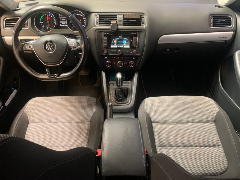 VOLKSWAGEN JETTA HYBRID 1.4 TSi DSG6 CONFORT-Vidange BVA OK-Suivie VW 