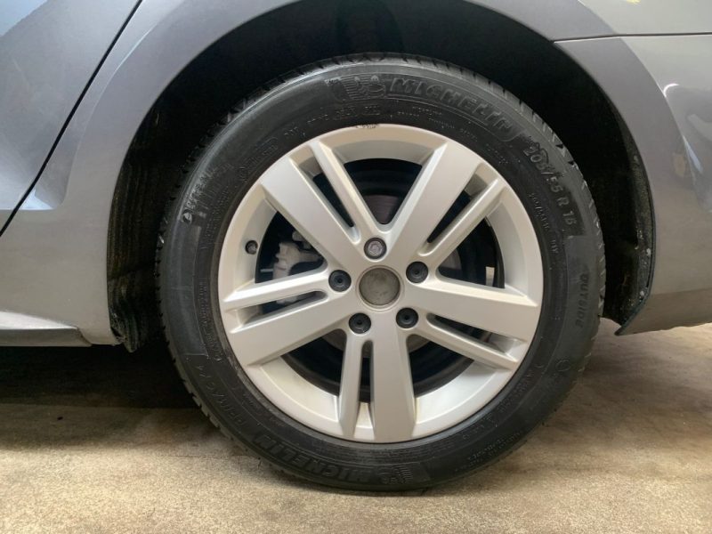 VOLKSWAGEN JETTA HYBRID 1.4 TSi DSG6 CONFORT-Vidange BVA OK-Suivie VW 