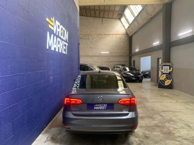 VOLKSWAGEN JETTA HYBRID 1.4 TSi DSG6 CONFORT-Vidange BVA OK-Suivie VW 