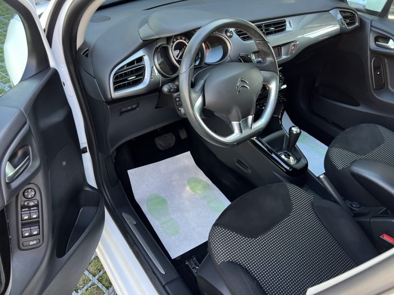 CITROEN C3 II PHASE 2 EXCLUSIVE 1.4 E HDI 70 BOITE AUTOMATIQUE TOIT PANO CRIT AIR 2 - GARANTIE 1 AN