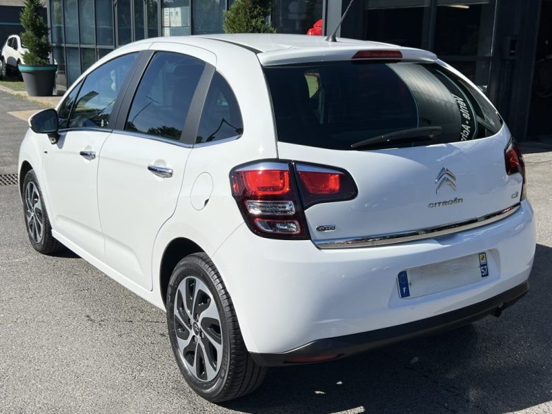 CITROEN C3 II PHASE 2 EXCLUSIVE 1.4 E HDI 70 BOITE AUTOMATIQUE TOIT PANO CRIT AIR 2 - GARANTIE 1 AN