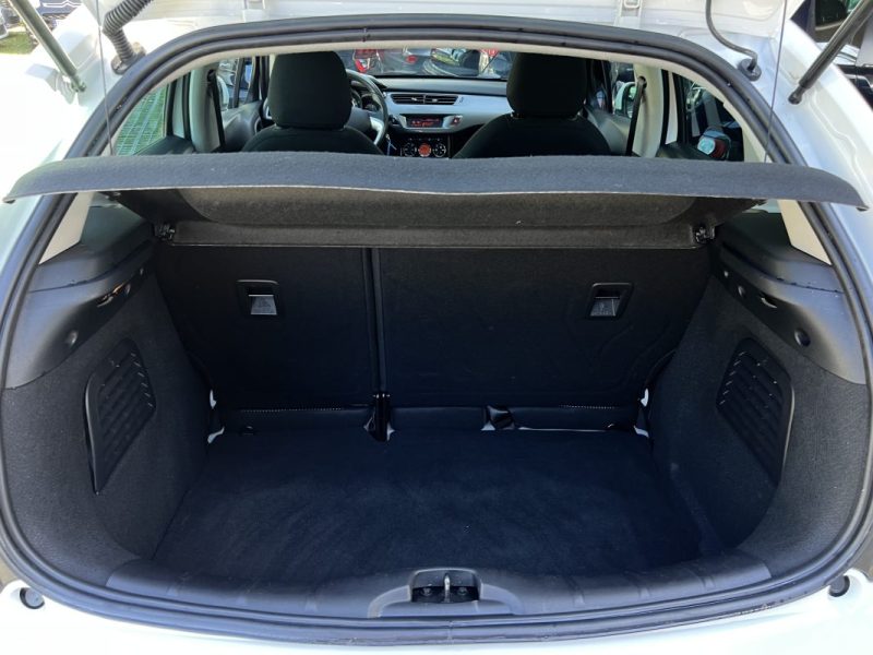 CITROEN C3 II PHASE 2 EXCLUSIVE 1.4 E HDI 70 BOITE AUTOMATIQUE TOIT PANO CRIT AIR 2 - GARANTIE 1 AN