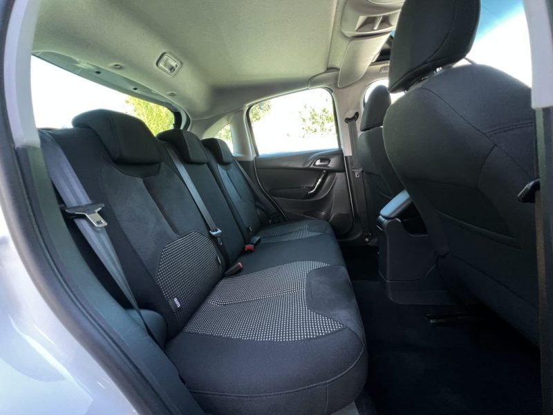 CITROEN C3 II PHASE 2 EXCLUSIVE 1.4 E HDI 70 BOITE AUTOMATIQUE TOIT PANO CRIT AIR 2 - GARANTIE 1 AN