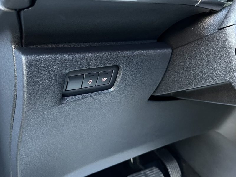 CITROEN C3 II PHASE 2 EXCLUSIVE 1.4 E HDI 70 BOITE AUTOMATIQUE TOIT PANO CRIT AIR 2 - GARANTIE 1 AN