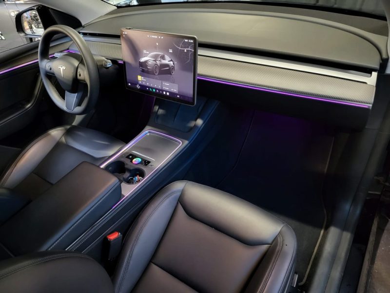 TESLA MODEL Y PERFORMANCE 534cv / AUTOPILOT + PPF COMPLET + CERAMIQUE + LUMIERES D'AMBIANCES