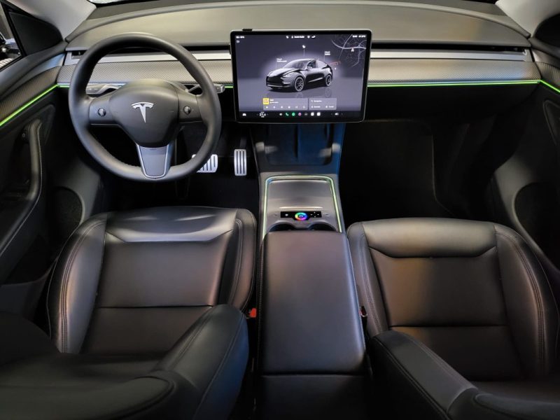 TESLA MODEL Y PERFORMANCE 534cv / AUTOPILOT + PPF COMPLET + CERAMIQUE + LUMIERES D'AMBIANCES