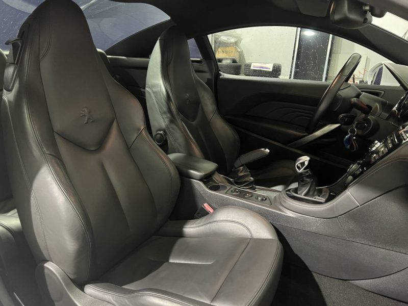PEUGEOT RCZ PHASE 2 1.6 THP 200cv - TRÈS BON ÉTAT GÉNÉRAL - CARNET ENTRETIEN PEUGEOT