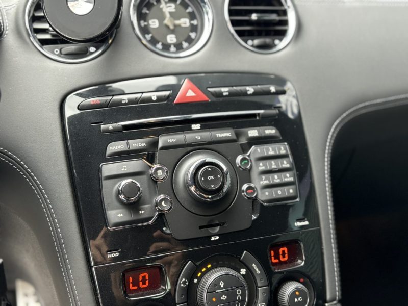 PEUGEOT RCZ PHASE 2 1.6 THP 200cv - TRÈS BON ÉTAT GÉNÉRAL - CARNET ENTRETIEN PEUGEOT