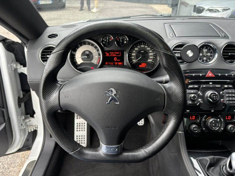 PEUGEOT RCZ PHASE 2 1.6 THP 200cv - TRÈS BON ÉTAT GÉNÉRAL - CARNET ENTRETIEN PEUGEOT