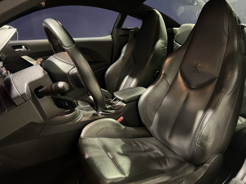 PEUGEOT RCZ PHASE 2 1.6 THP 200cv - TRÈS BON ÉTAT GÉNÉRAL - CARNET ENTRETIEN PEUGEOT