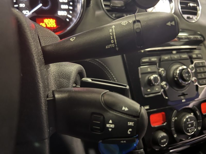 PEUGEOT RCZ PHASE 2 1.6 THP 200cv - TRÈS BON ÉTAT GÉNÉRAL - CARNET ENTRETIEN PEUGEOT