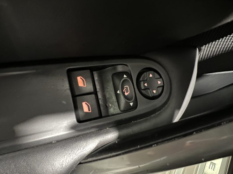 PEUGEOT RCZ PHASE 2 1.6 THP 200cv - TRÈS BON ÉTAT GÉNÉRAL - CARNET ENTRETIEN PEUGEOT