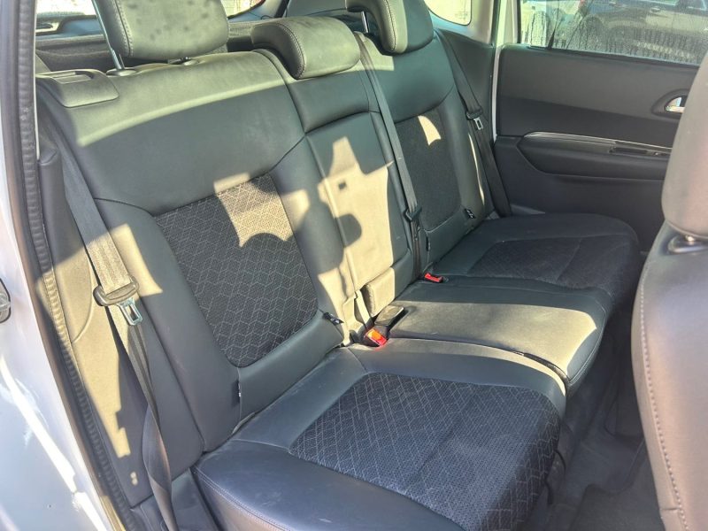 PEUGEOT 3008 SUV 2016