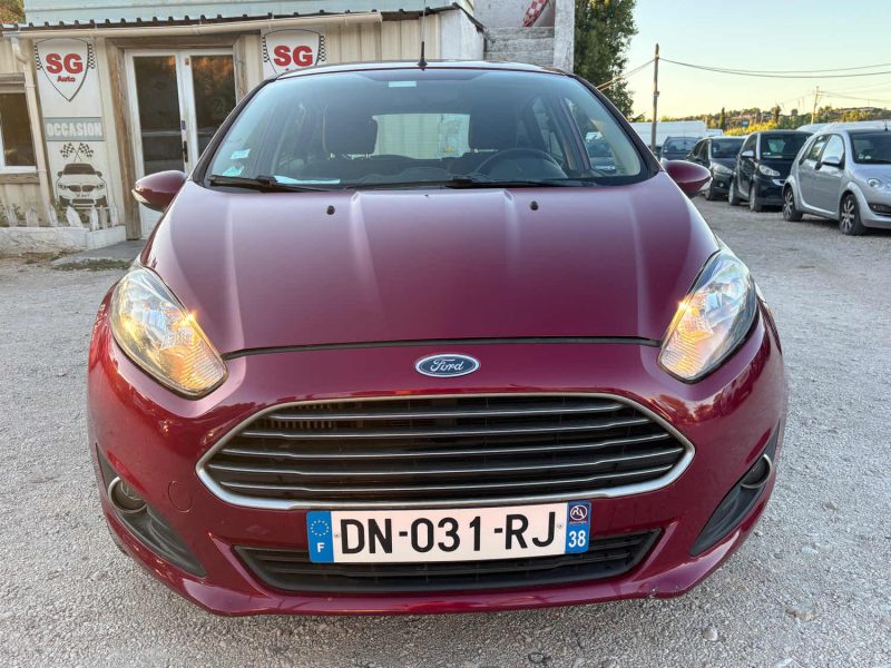 FORD FIESTA 2015