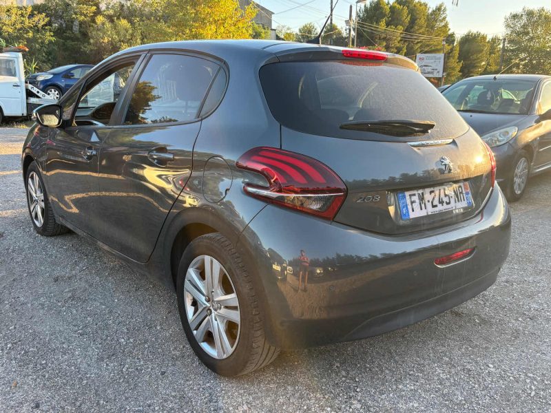 PEUGEOT 208 2019