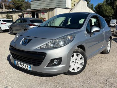 PEUGEOT 207 2013