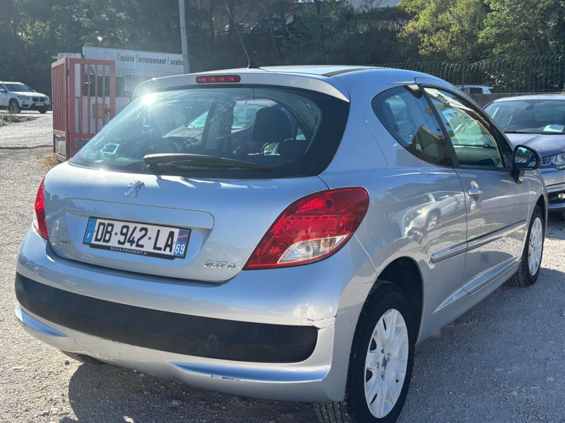 PEUGEOT 207 2013