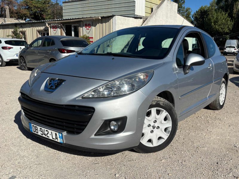 PEUGEOT 207 2013
