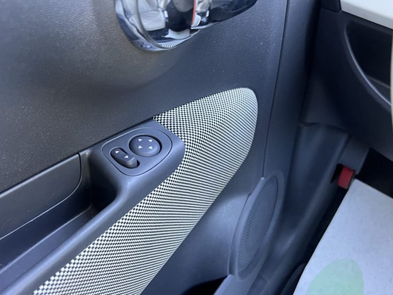 FIAT 500 II LOUNGE 1.2 69 Cv TOIT PANORAMIQUE APPLE CARPLAY & ANDROID CRIT AIR 1 - GARRANTIE 1 AN