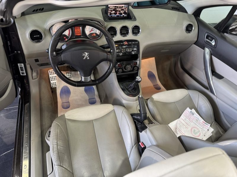 PEUGEOT 308 2011 2.0 HDi Sport Pack