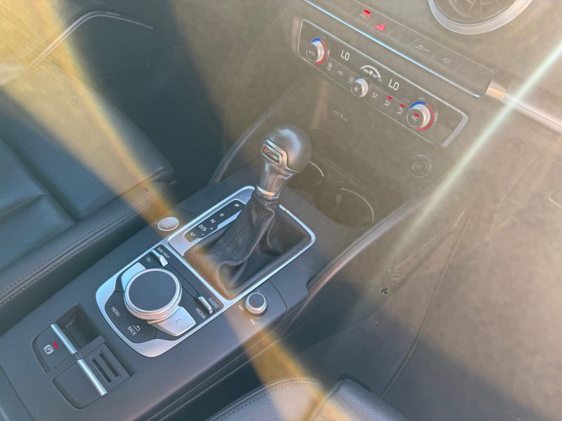 AUDI A3 1.5 TFSI 150CH PHASE 2 DESIGN LUXE GARANTIE