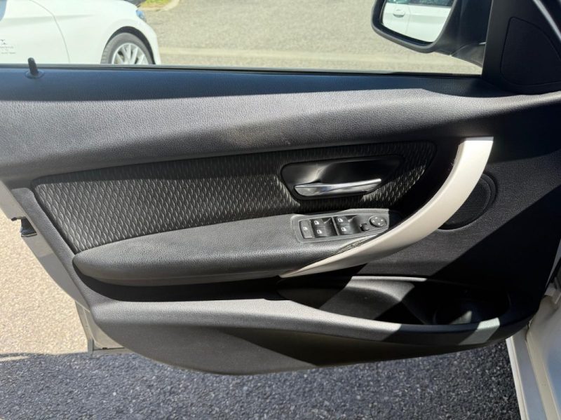 BMW 316 D 116CH LOUNGE