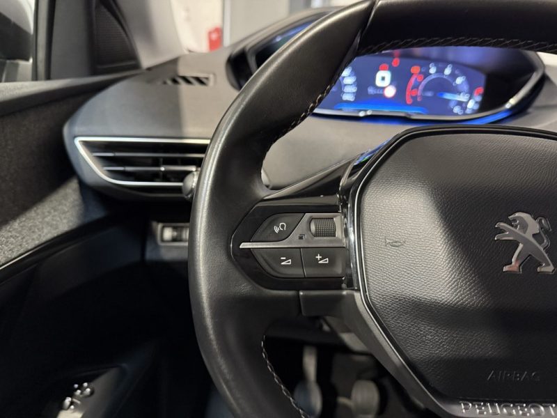 PEUGEOT 3008 2.0 BlueHDi 150ch ALLURE / 77000km
