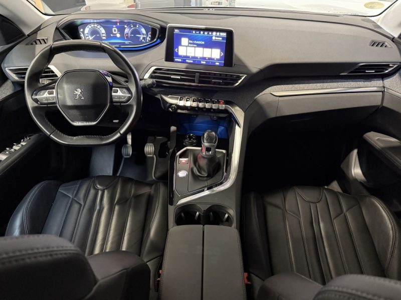 PEUGEOT 3008 2.0 BlueHDi 150ch ALLURE / 77000km