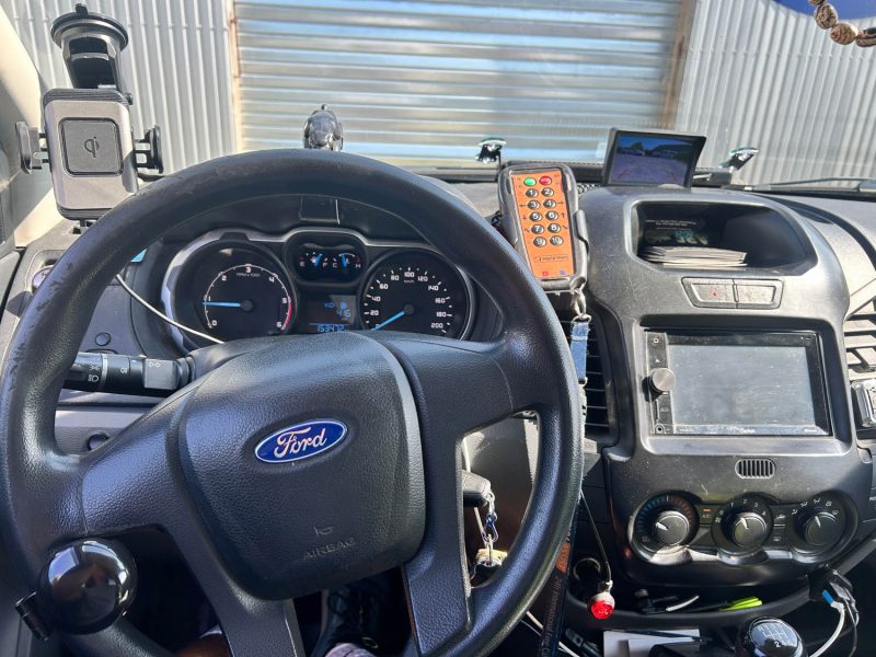 FORD RANGER DEPANNEUSE 2.2 DIESEL