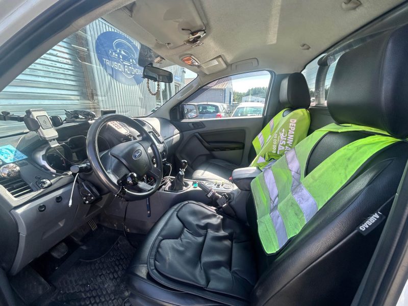 FORD RANGER DEPANNEUSE 2.2 DIESEL