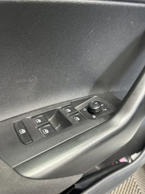 VOLKSWAGEN POLO Trendline 1.4 TDI 75ch Diesel / Entretien ok - Financement possible