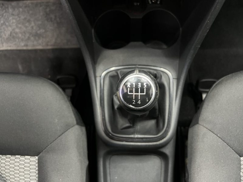 VOLKSWAGEN POLO 2010