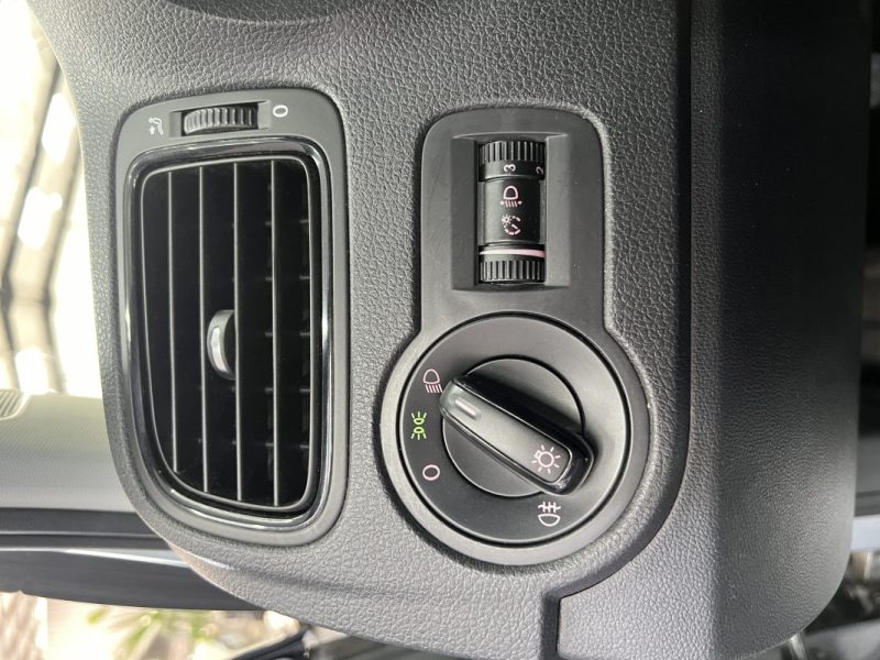 VOLKSWAGEN POLO 2010