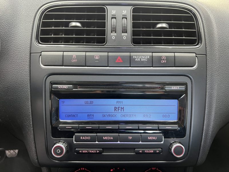 VOLKSWAGEN POLO 2010