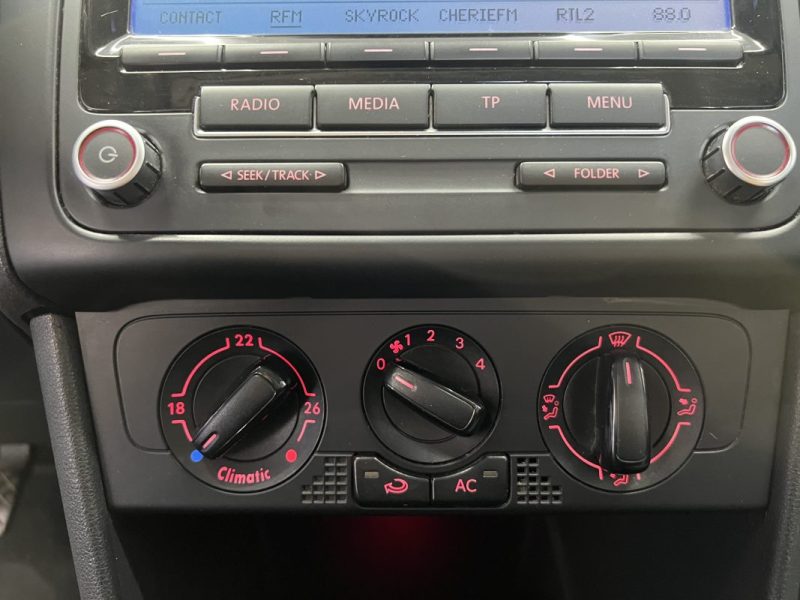 VOLKSWAGEN POLO 2010