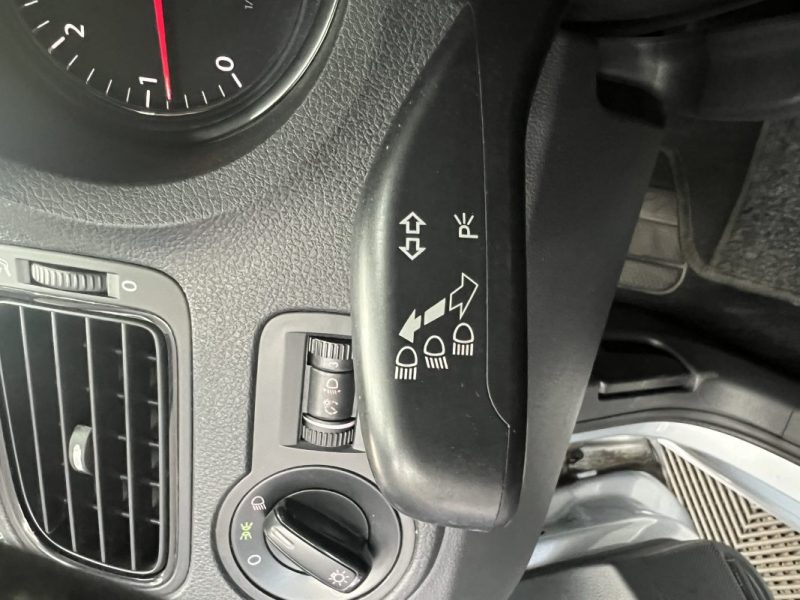 VOLKSWAGEN POLO 2010