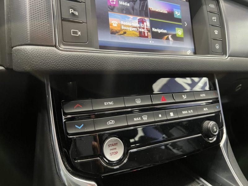 JAGUAR XF 2.0D 180ch R Sport BVA 8 2016