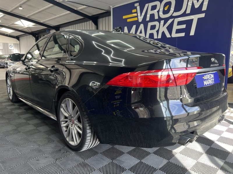 JAGUAR XF 2.0D 180ch R Sport BVA 8 2016