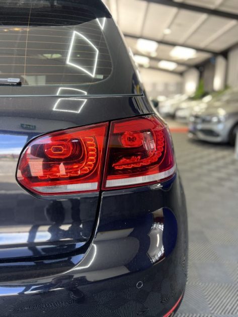 Volkswagen Golf 6 GTI 2.0 TSI 210 CH DSG6 5 portes - Toit ouvrant/Jantes 18/Sièges chauffants 2010
