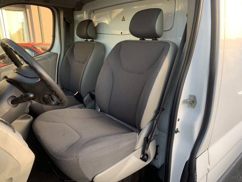 OPEL VIVARO 2008 CLIM ATTELAGE