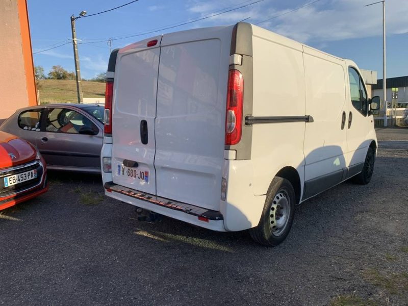 OPEL VIVARO 2008 CLIM ATTELAGE