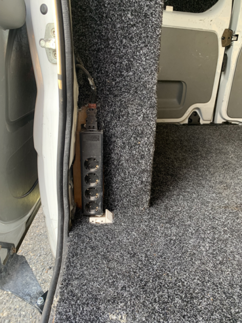 OPEL VIVARO 2008 CLIM ATTELAGE