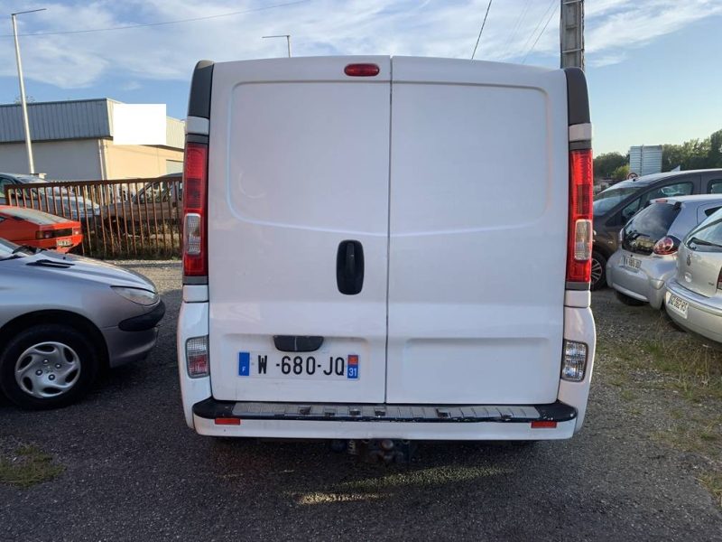 OPEL VIVARO 2008 CLIM ATTELAGE